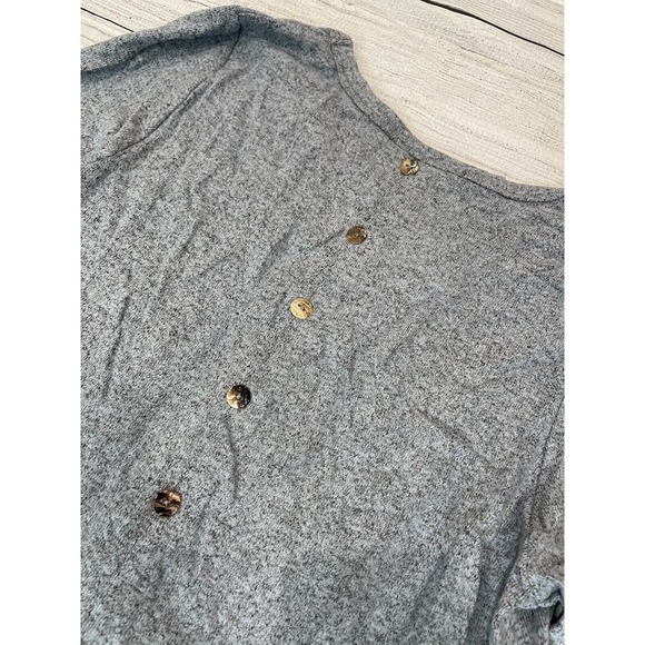 Coin 1804 Sweater Womens Small NWT Heather Gray with layered look shirt tail R7 - Picture 4 of 7